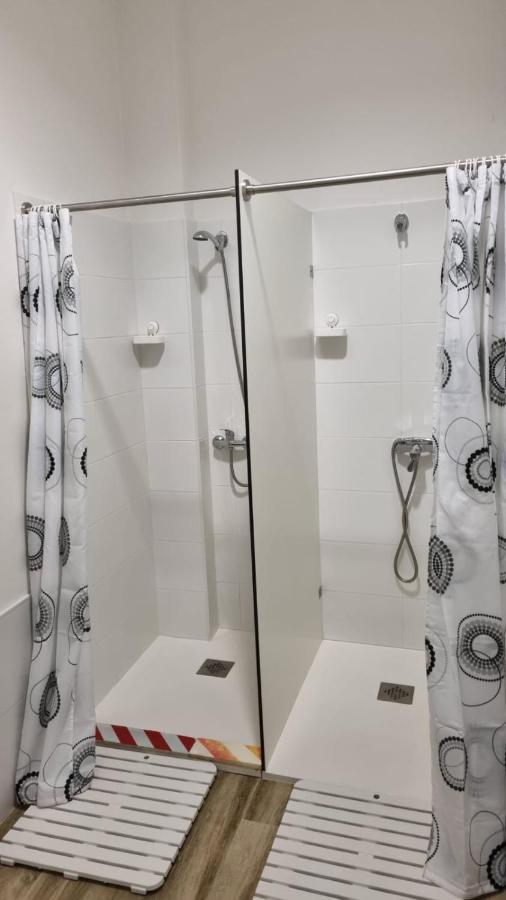 Albergue Rincon Del Peregrino Porrino-Pleno Centro-City Center Buitenkant foto